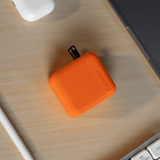 Jackery 102W GaN 3-Port Fast Charger - detail view | Silarius